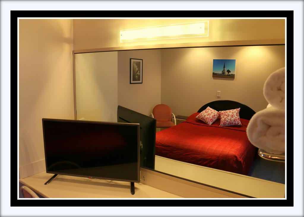 Ascot On Fenton Motel Rotorua Room photo